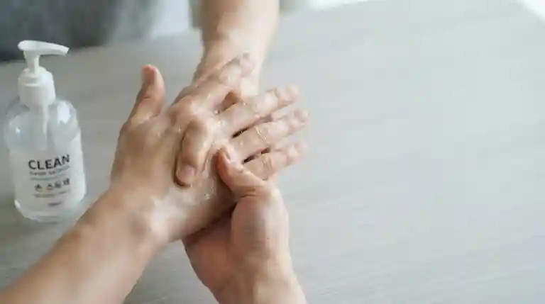 손 소독제 사용법